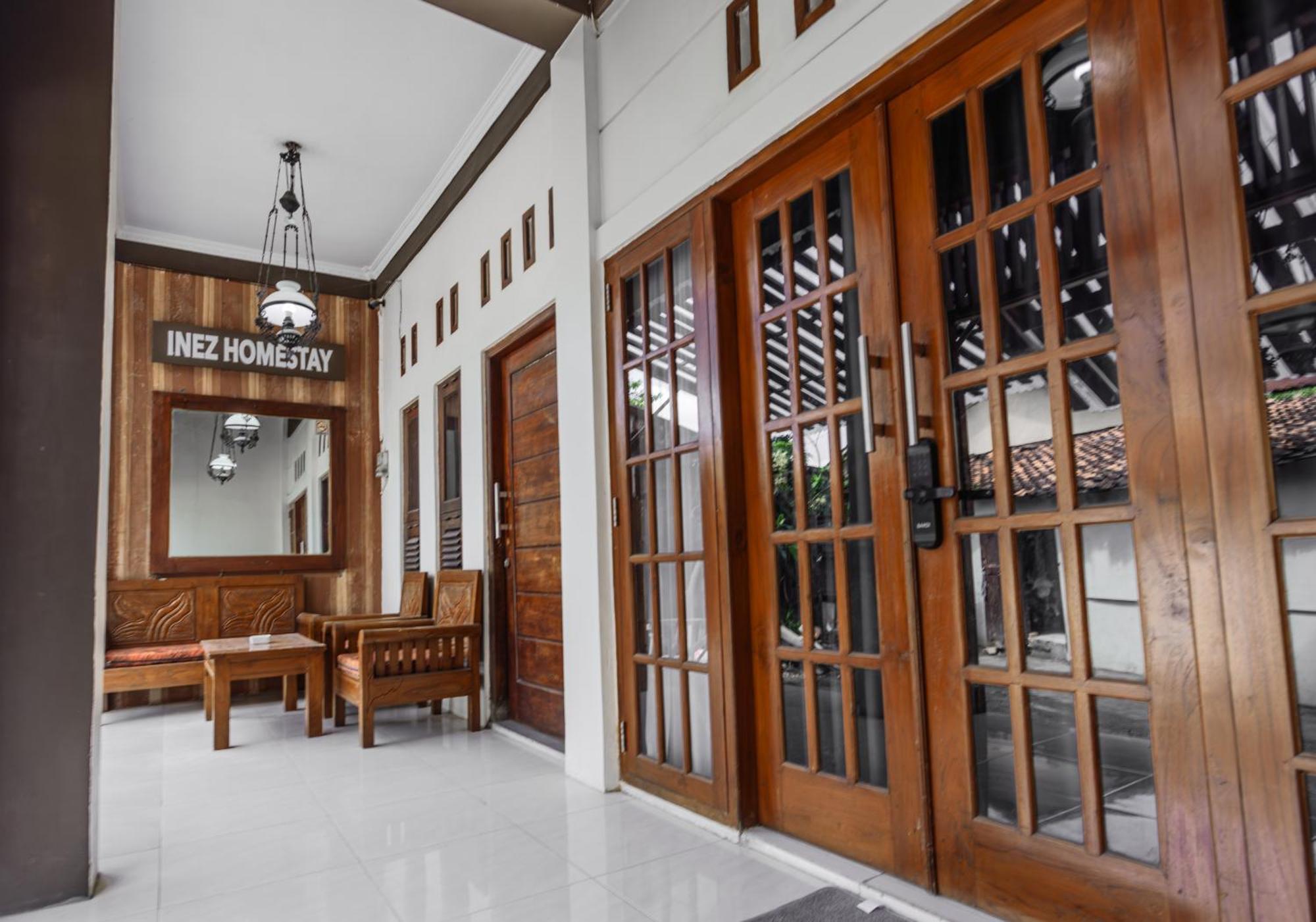 Inez Homestay Yogyakarta Dış mekan fotoğraf
